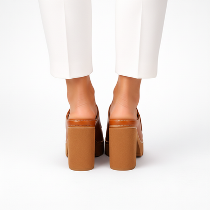 Van Rijn Fashion® | Leren plateaumule met blokhak