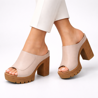 Van Rijn Fashion® | Leren plateaumule met blokhak