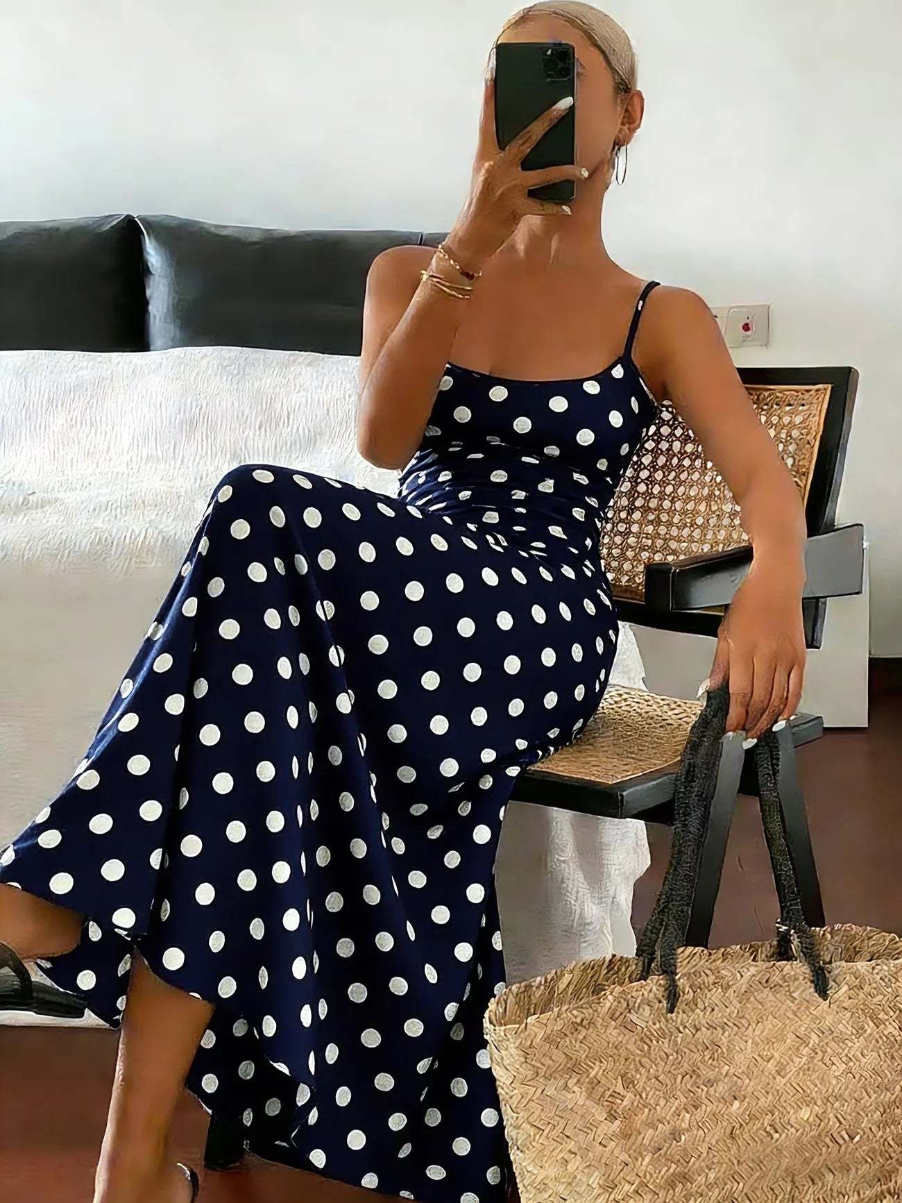 Van Rijn Fashion® | Elegante Polka Dot Midi-jurk