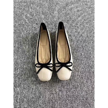 Van Rijn Fashion® | Lakleren Ballerina's met Strik